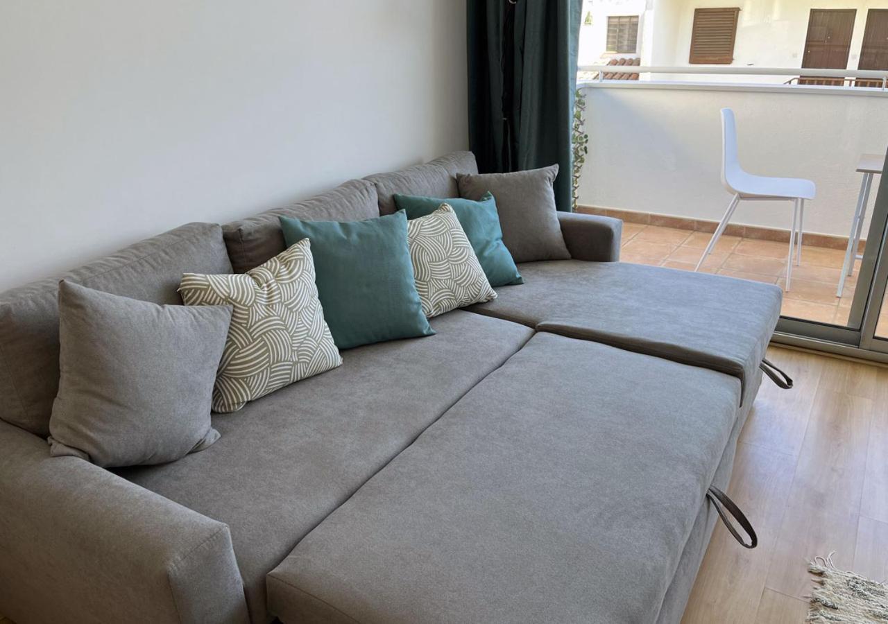 2-Bedroom Brand New Apartment Steps From The Beach ยันซา ภายนอก รูปภาพ