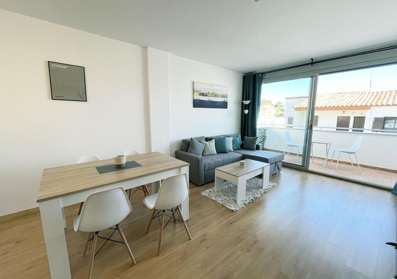 2-Bedroom Brand New Apartment Steps From The Beach ยันซา ภายนอก รูปภาพ